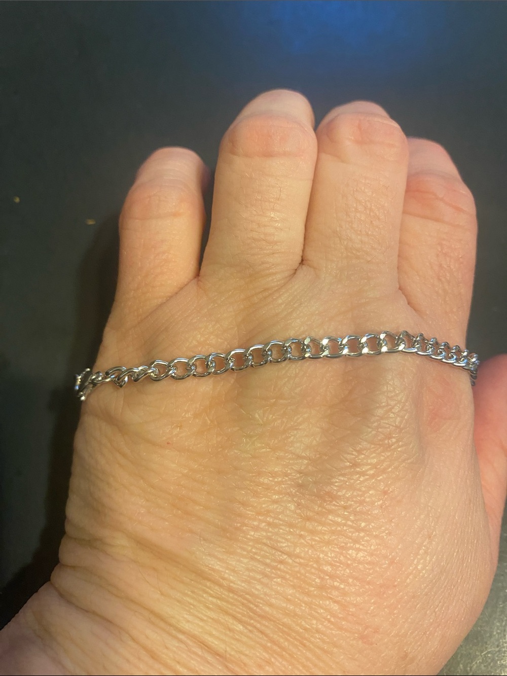Simple Silver Chain Bracelet - Picture 2 of 2